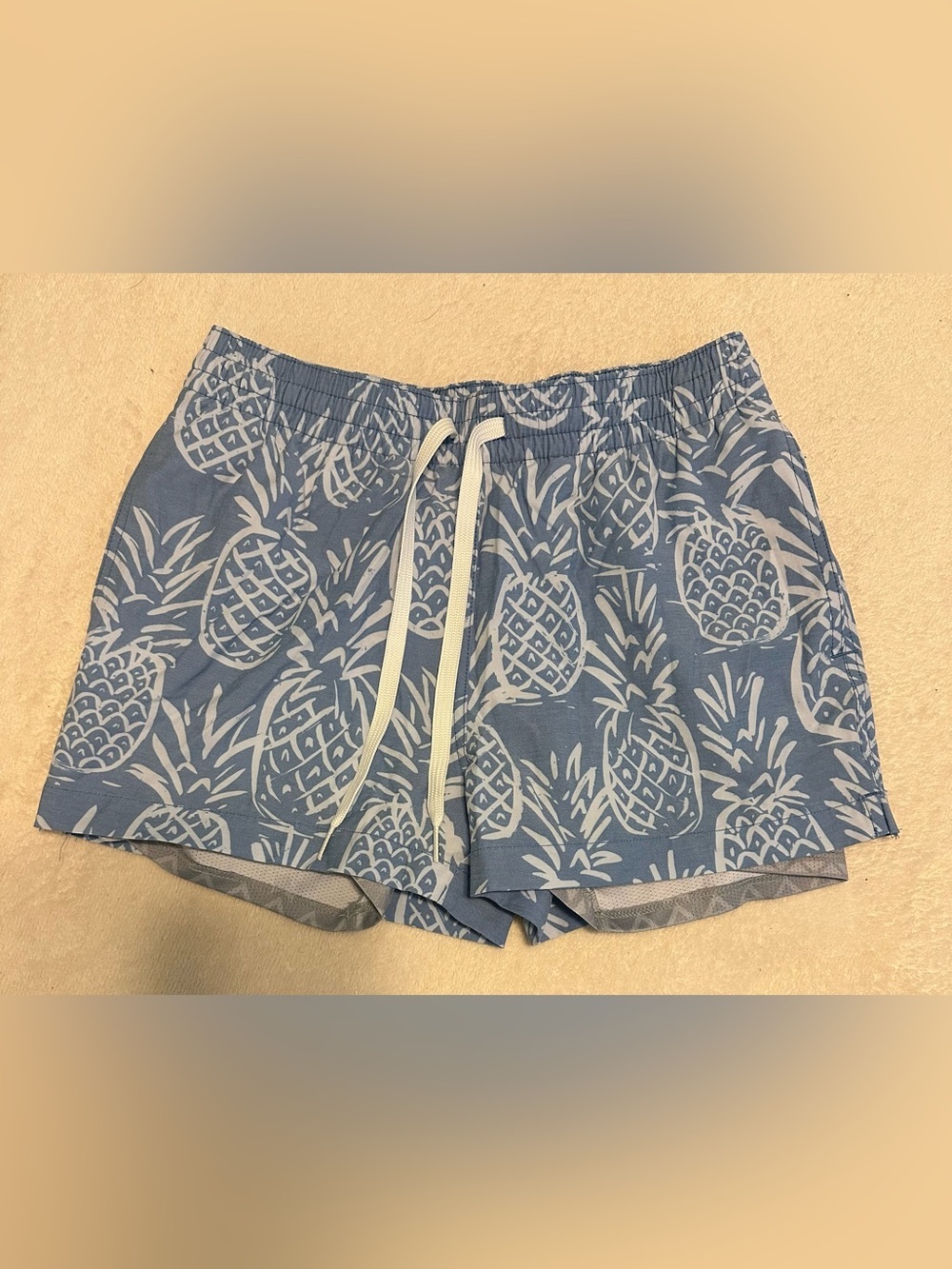 NWOT Chubbies 2-in-1 Liner Swim Trunks Blue Pineapple Print 4" inseam Men's XS
